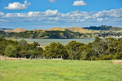 Photo of property in 196 Metcalfe Road, Matakohe, 0593