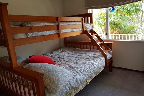 Photo of property in 7 Wairau Road, Oakura, 4314