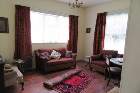 Photo of property in 6 Severn Street, Waitotara, Whanganui, 4588