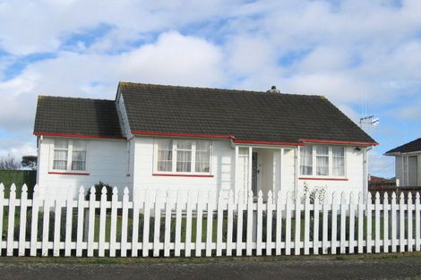 Photo of property in 8 Avon Terrace, Roslyn, Palmerston North, 4414