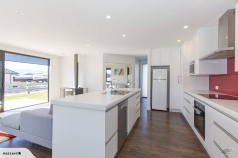 Photo of property in 22 Wabler Lane, Albert Town, Wanaka, 9305