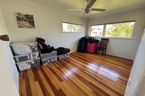 Photo of property in 1 Richardson Avenue, Pukekohe, 2120