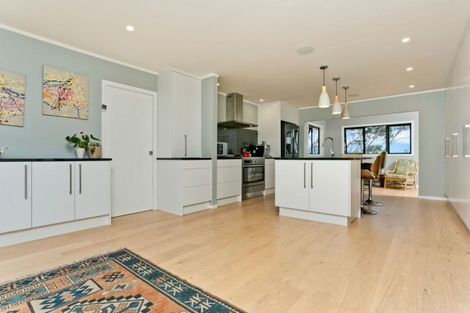 Photo of property in 81 Pemberton Avenue, Bayview, Auckland, 0629