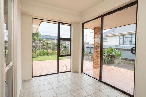 Photo of property in 1a Alma Street, Dannevirke, 4930