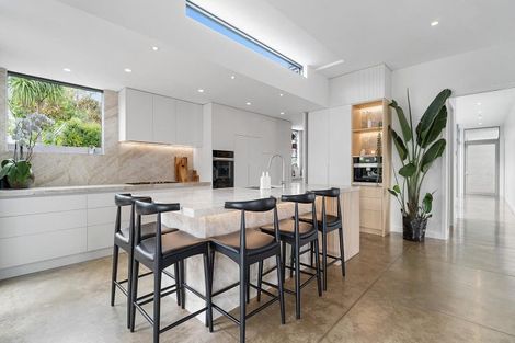 Photo of property in 37 Laurence Street, Manly, Whangaparaoa, 0930