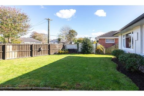 Photo of property in 1/106 Harris Crescent, Papanui, Christchurch, 8053