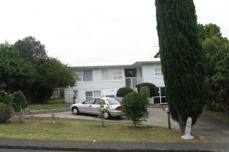 Photo of property in 3 Tudward Glade, Hillcrest, Auckland, 0627