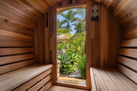 Photo of property in 209 Kiwi Road, Whangamata, 3620