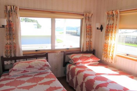 Photo of property in 48 Moana Drive, Mahia, 4198