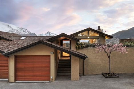 Photo of property in The Woods, 5/12 Dublin Street, Queenstown, 9300