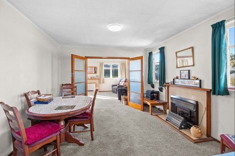 Photo of property in 99 Clawton Street, Westown, New Plymouth, 4310