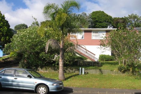 Photo of property in 28 Normanton Street, Glenfield, Auckland, 0629
