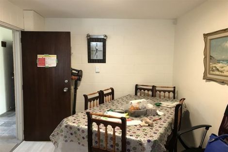 Photo of property in 15 Glenveagh Drive, Mount Roskill, Auckland, 1041