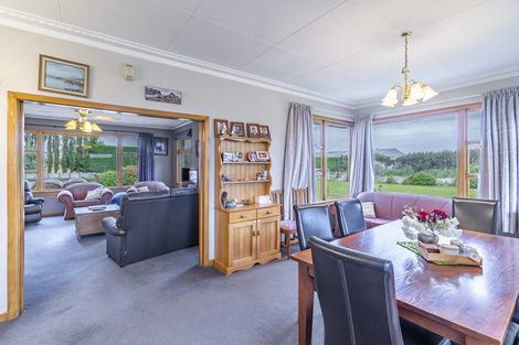 Photo of property in 1048 Lochiel-branxholme Road, Branxholme, Invercargill, 9874