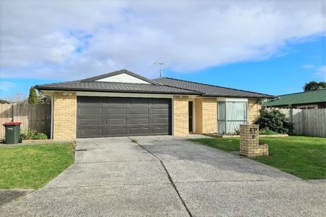 Photo of property in 71 Medvale Avenue, Flat Bush, Auckland, 2019