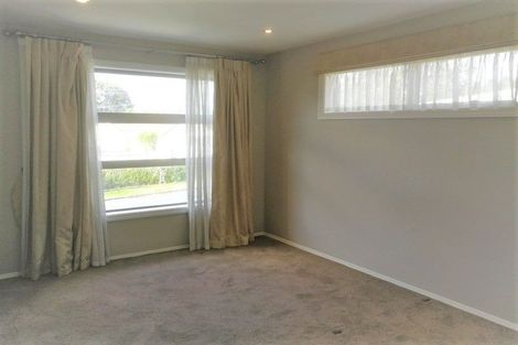 Photo of property in 27 Momona Road, Greenlane, Auckland, 1051