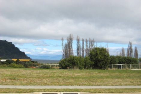 Photo of property in 157 Lisland Drive, Kinloch, Taupo, 3377