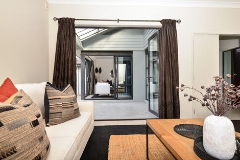 Photo of property in 16 Woodridge Drive, Flagstaff, Hamilton, 3210