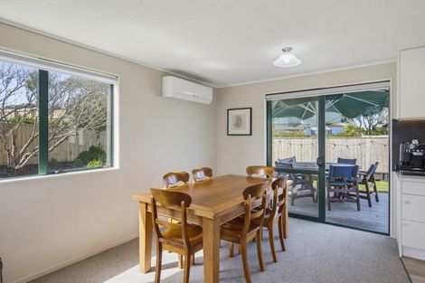 Photo of property in 16b Karaka Street, Otaki Beach, Otaki, 5512