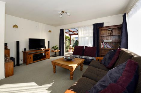 Photo of property in 9a Polstead Road, Stoke, Nelson, 7011