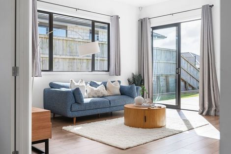 Photo of property in 12 Paiaka Place, Rototuna North, Hamilton, 3210