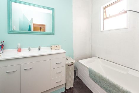 Photo of property in 19 Koromiko Road, Gonville, Whanganui, 4501