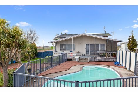 Photo of property in 25 Rata Avenue, Edgecumbe, 3120