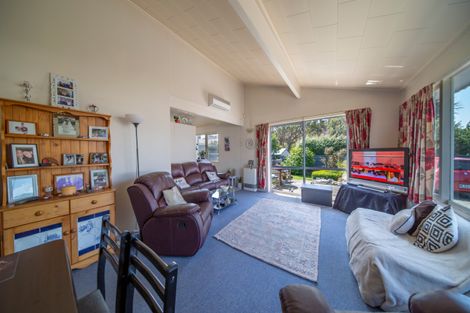Photo of property in 64 Hensley Street, Gladstone, Invercargill, 9810