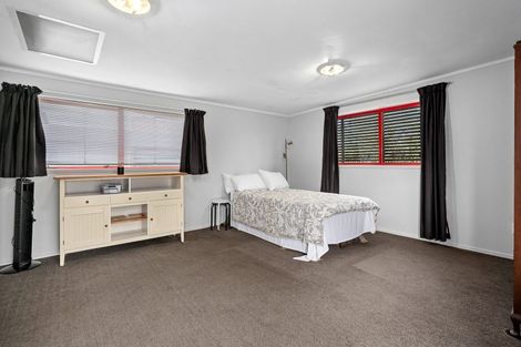 Photo of property in 13 Hamilton Road, Cambridge, 3434