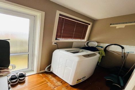 Photo of property in 11 Gloaming Place, Sockburn, Christchurch, 8042