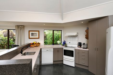 Photo of property in 21 Farnham Drive, Richmond, 7020