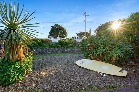 Photo of property in 93 Marine Parade, Paraparaumu Beach, Paraparaumu, 5032