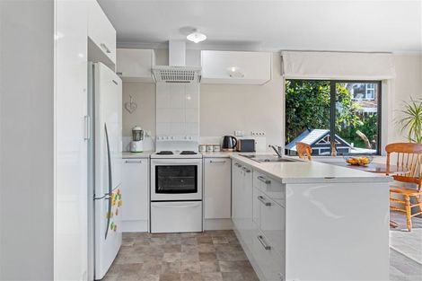 Photo of property in 3 Titiro Way, Welcome Bay, Tauranga, 3112
