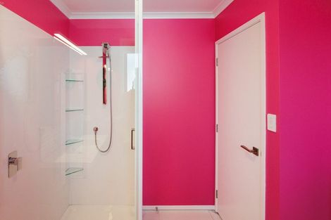 Photo of property in 10 Kereru Street, Marton, 4710