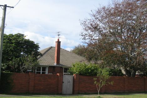 Photo of property in 3 Bathurst Street, Silverstream, Upper Hutt, 5019