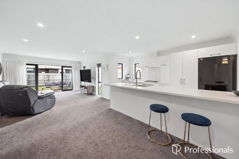 Photo of property in 17 Ford Road, Manor Park, Lower Hutt, 5019