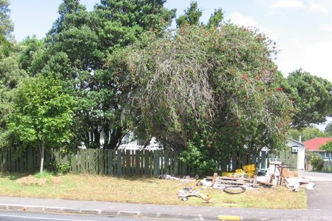 Photo of property in 60 St Leonards Road, Kelston, Auckland, 0602