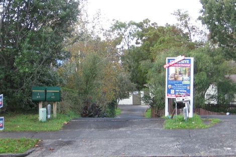 Photo of property in 1/40 Mirrabooka Avenue, Botany Downs, Auckland, 2010