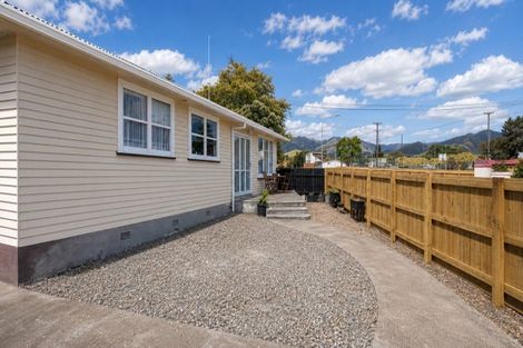 Photo of property in 35 Stout Street, Shannon, 4821