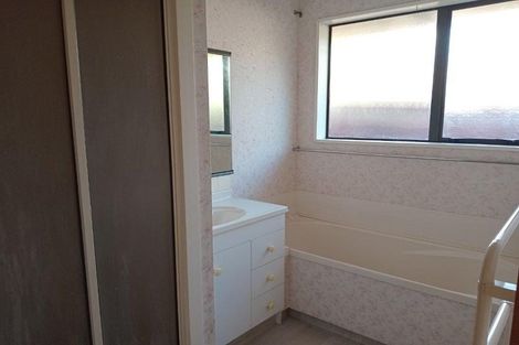Photo of property in 1/15 Thornhill Place, Sockburn, Christchurch, 8042