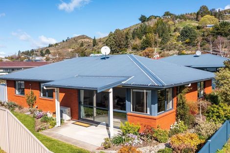 Photo of property in 14b Scotland Street, Roxburgh, 9500