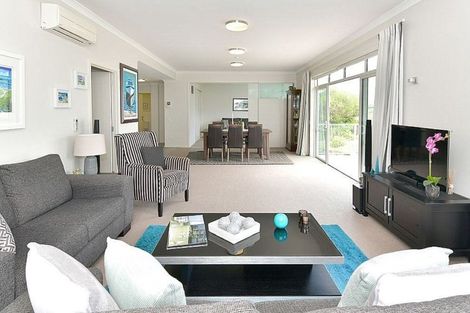 Photo of property in 59 Parkside Drive, Orewa, 0931