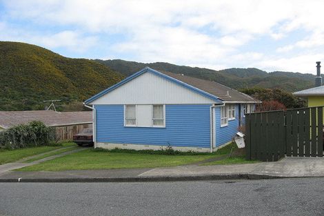 Photo of property in 8 Parenga Street, Wainuiomata, Lower Hutt, 5014