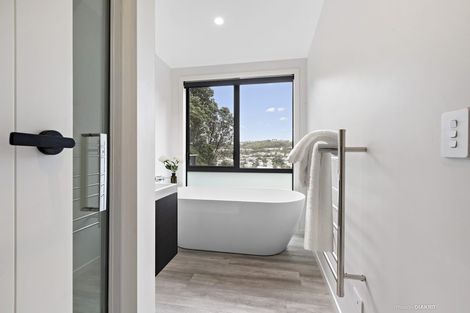 Photo of property in 83b Nevay Road, Miramar, Wellington, 6022