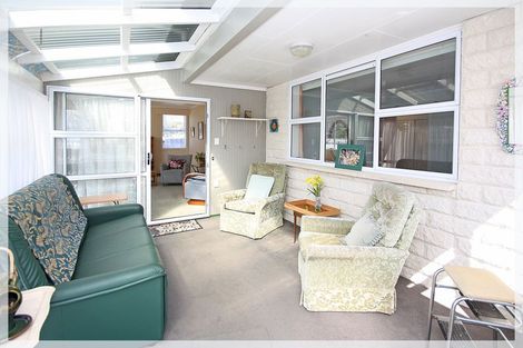 Photo of property in 89a Queenwood Road, Levin, 5510