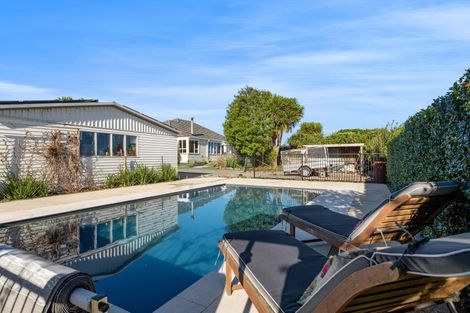 Photo of property in 7091 South Road, Warea, New Plymouth, 4381