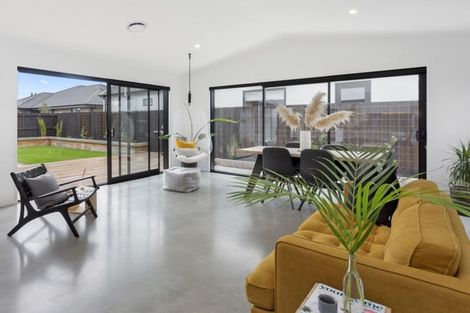 Photo of property in 33 Ishwar Ganda Boulevard, Halswell, Christchurch, 8025