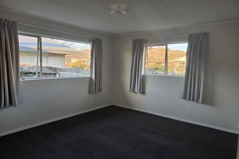 Photo of property in 3 Newall Avenue, Stoke, Nelson, 7011