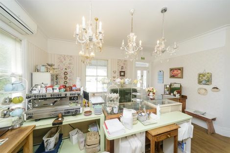 Photo of property in 89 Bridge Street, Bulls, 4818