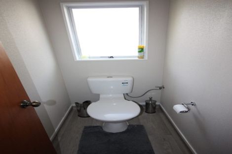 Photo of property in 11 Newton Place, Westbrook, Palmerston North, 4412